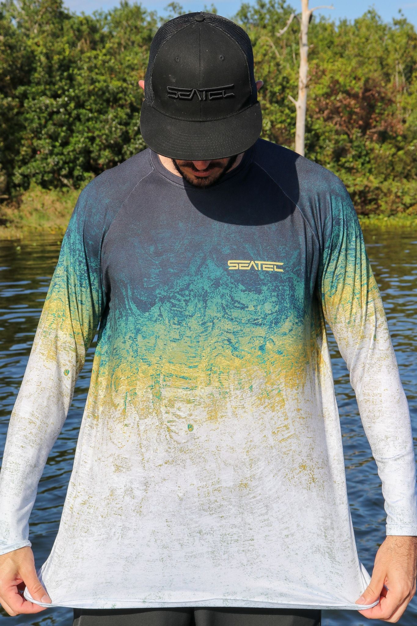 Blackfin Tuna Men's Crew Performance Shirt – Lightweight, moisture-wicking fishing shirt for active outdoor use with UPF sun protection