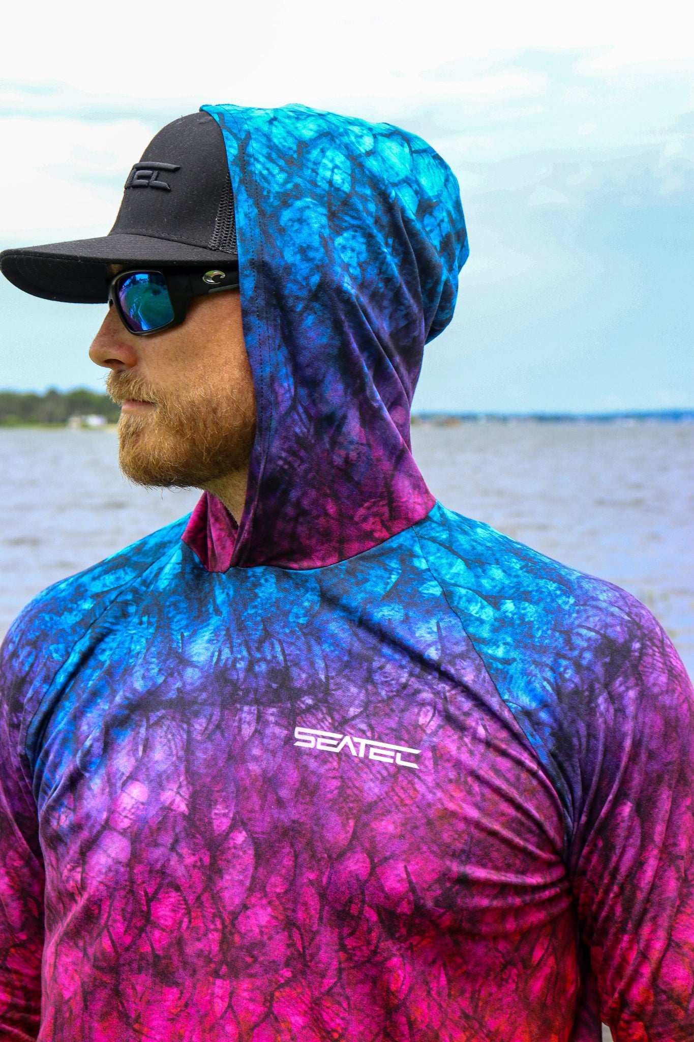 Arowana Men's Hooded Performance Shirt – Lightweight, moisture-wicking fishing shirt for active outdoor use with UPF sun protection